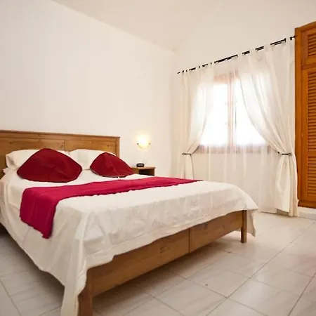 Vila Casa Prieto - 3 Bedroom - Heated Pool And Wifi - Great For Families *